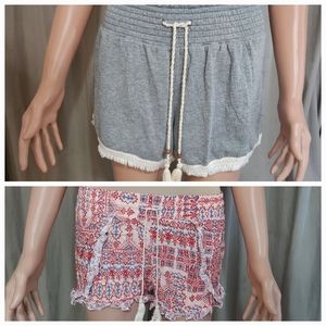 Womens Sz M 7/9 No Boundaries Fringe Bermuda Shorts